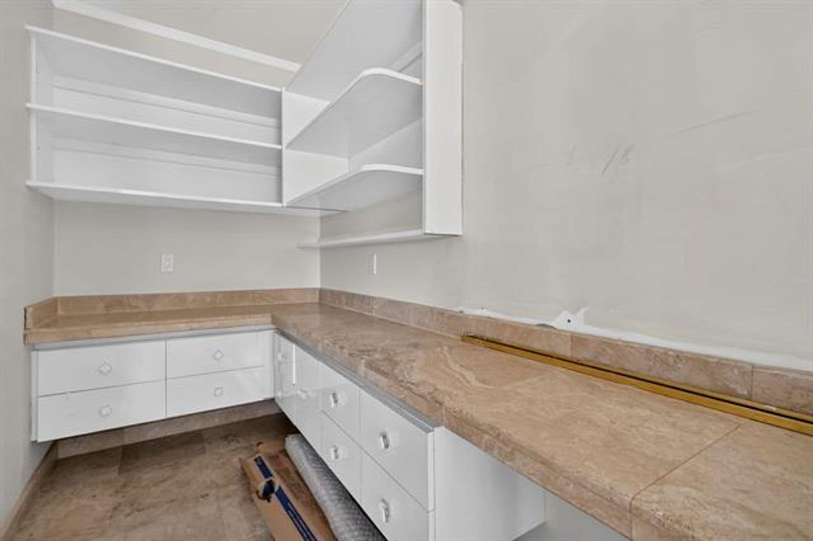 North Bay Village House: 7500 W Treasure Dr # 7500