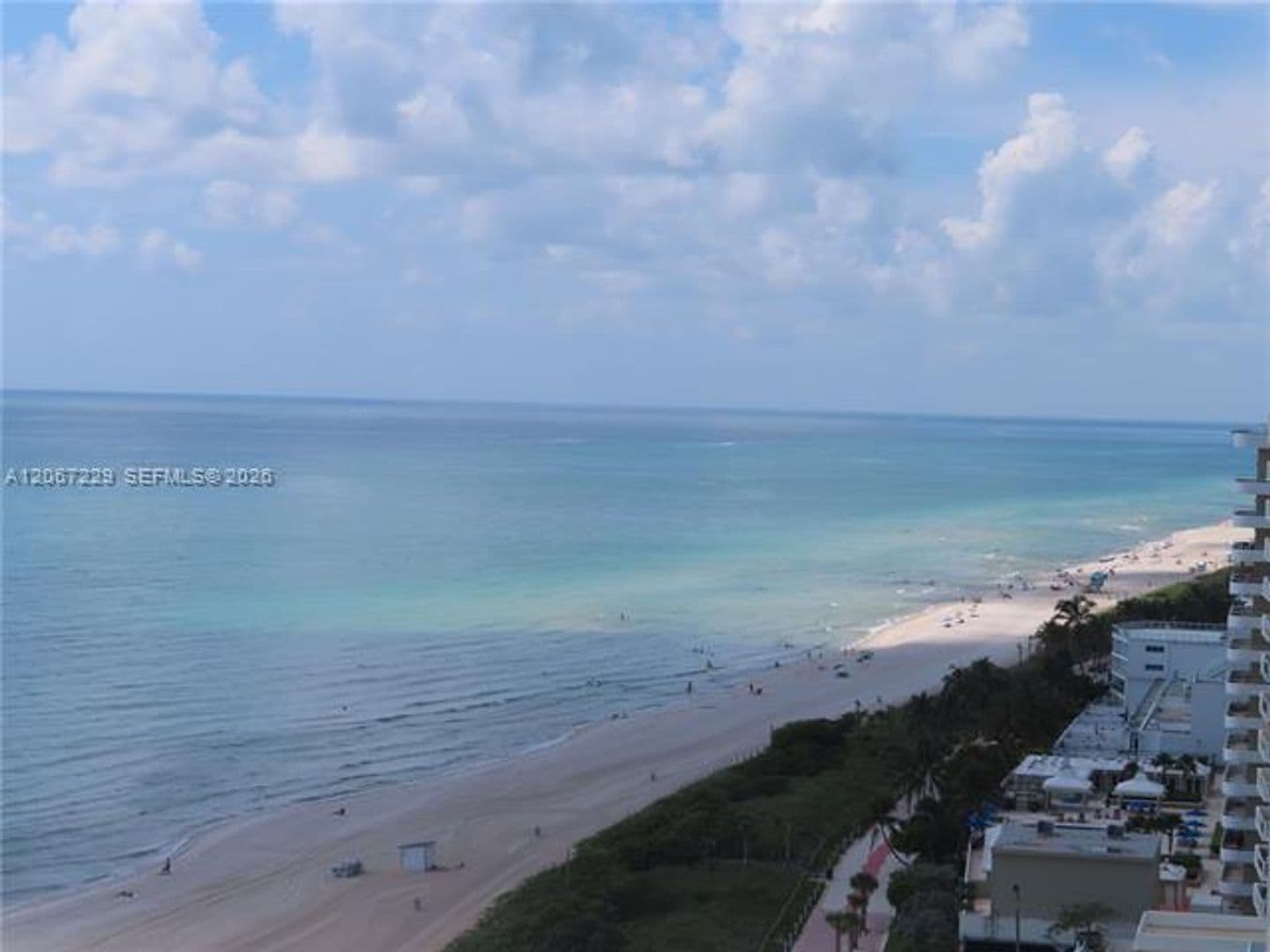 Miami Beach Condo: 5701 Collins Ave cu-1003