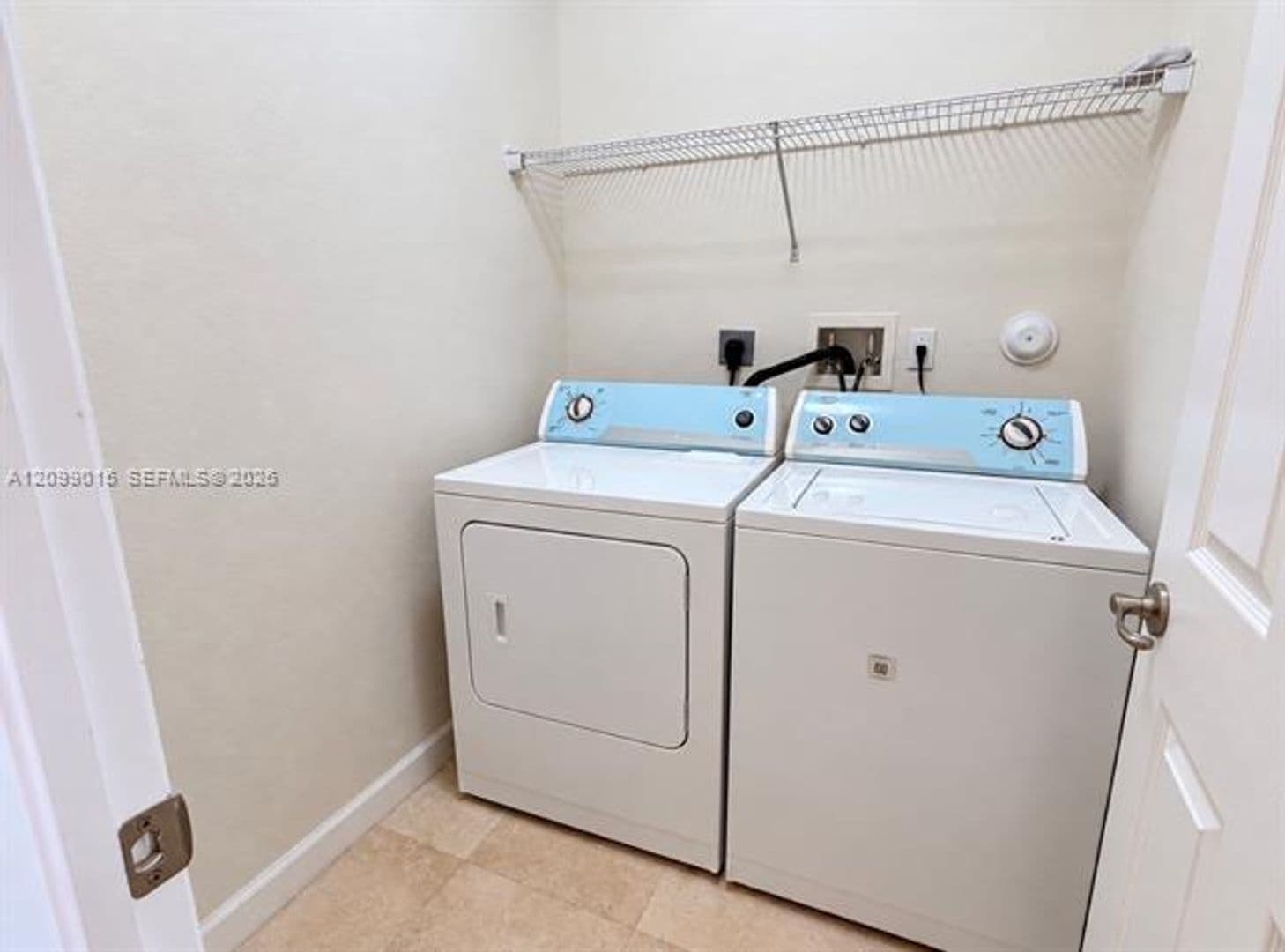 Doral Townhome: 10711 NW 75th Ln th 10711