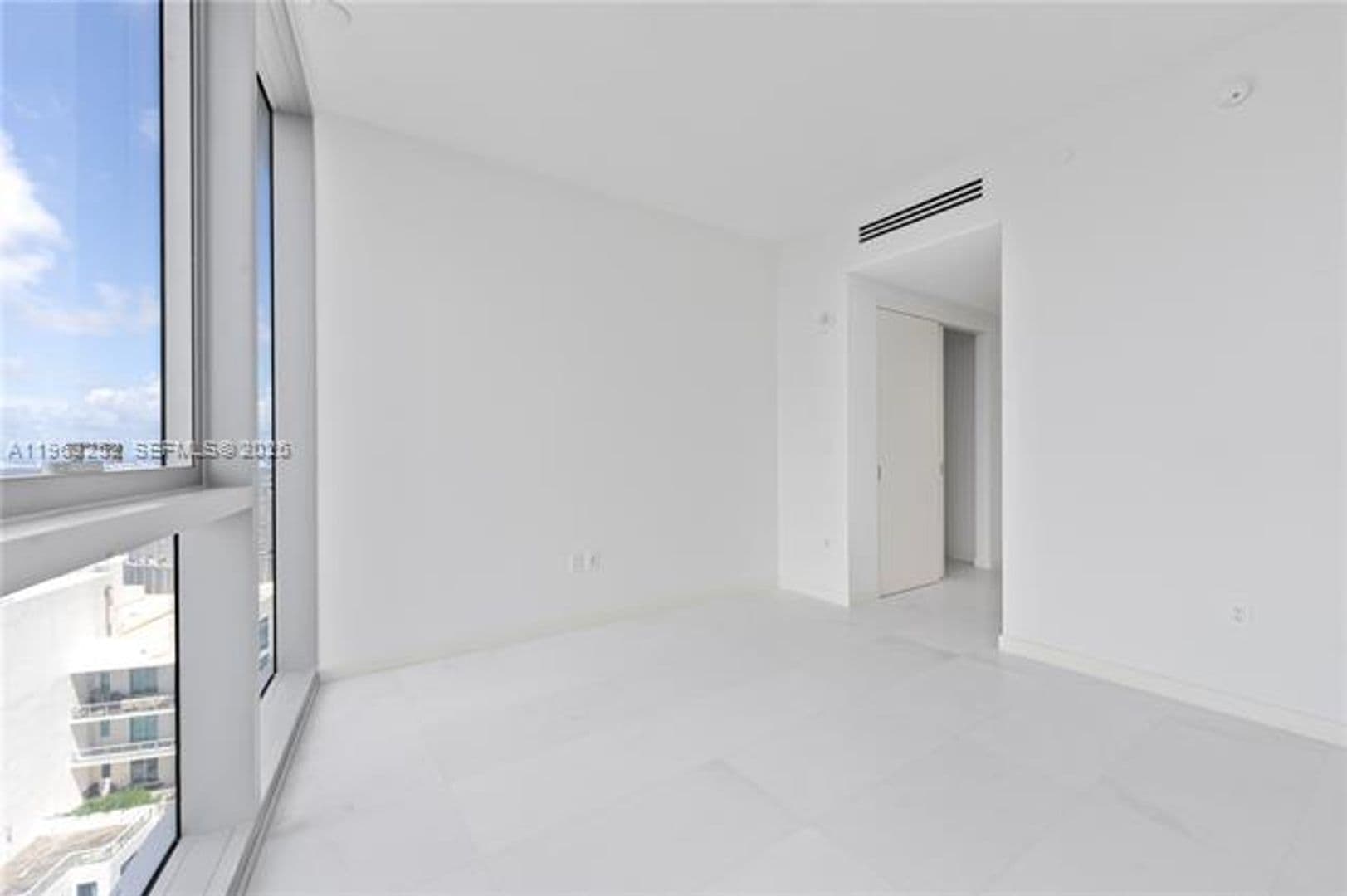 Miami Condo: 300 Biscayne Blvd Way cu-4404