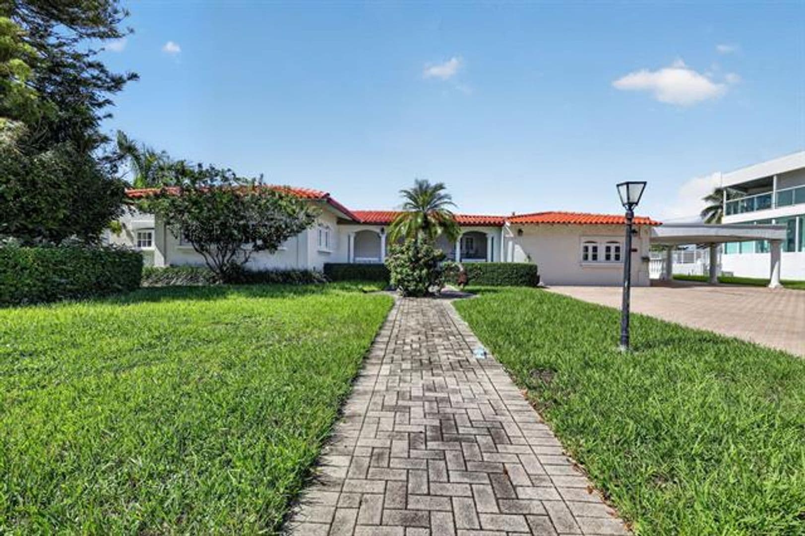 North Bay Village House: 7500 W Treasure Dr # 7500