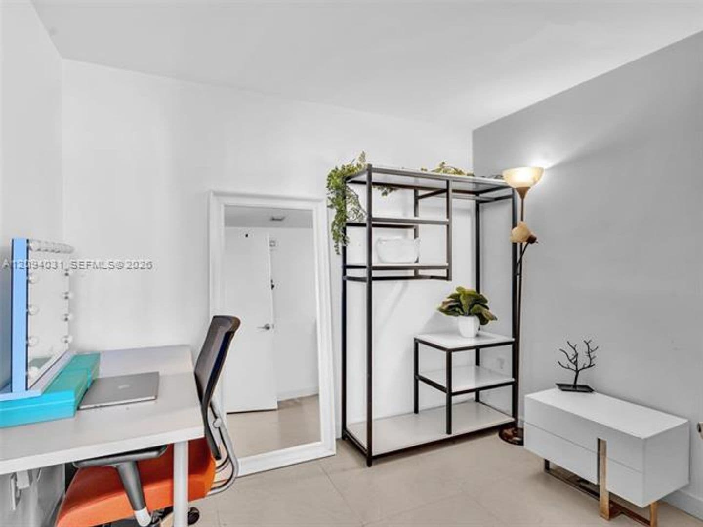 Miami Condo: 253 NE 2nd St cu-2208