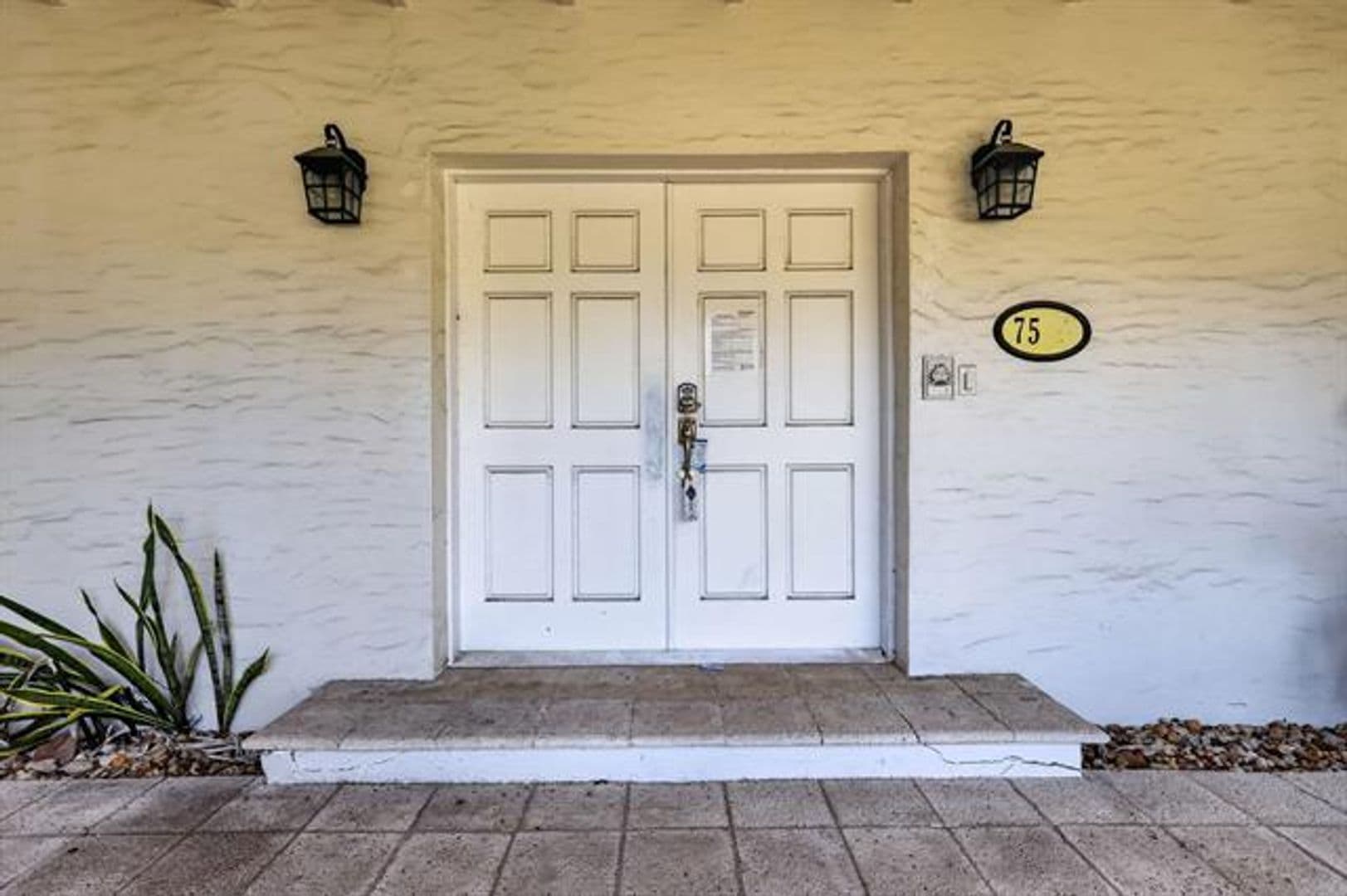 North Bay Village House: 7500 W Treasure Dr # 7500