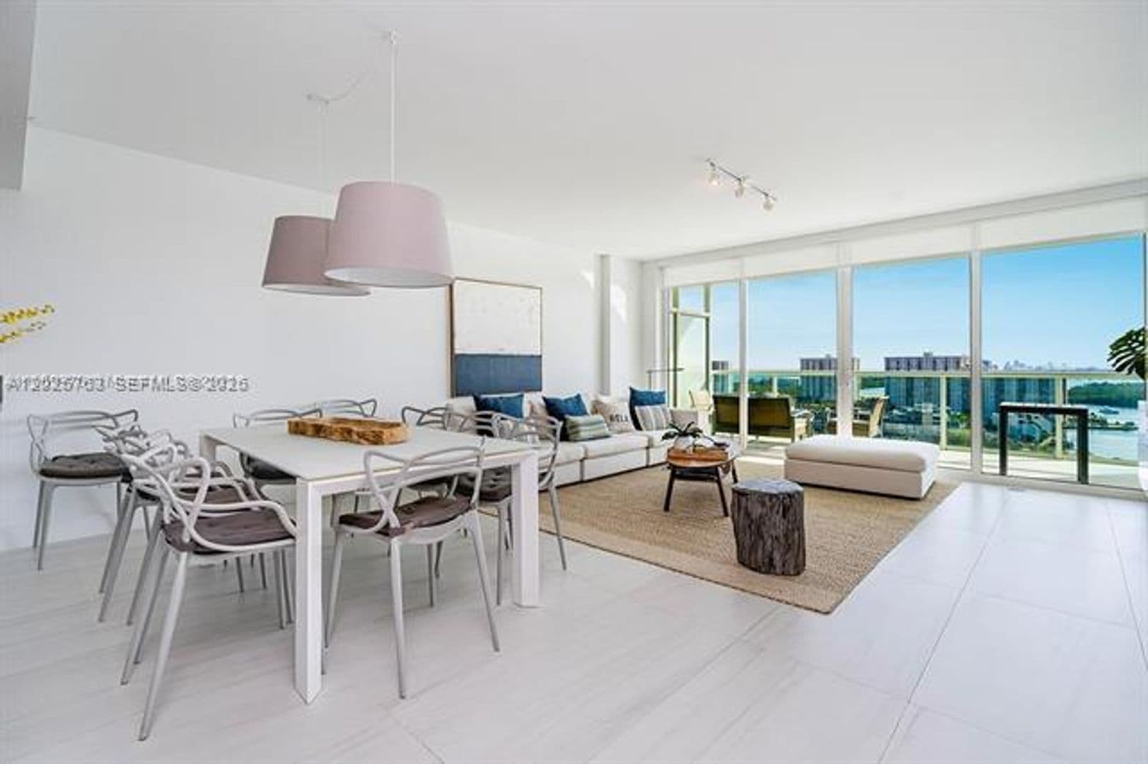 Sunny Isles Beach Condo: 400 Sunny Isles Blvd cu-1804