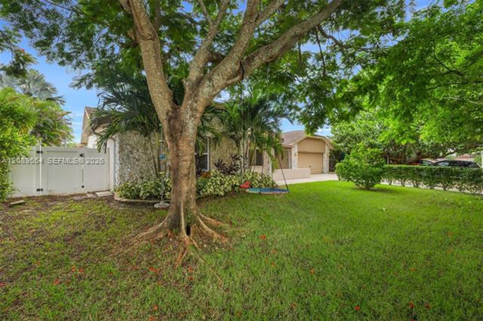 Plantation House: 7700 NW 11th Pl # 7700