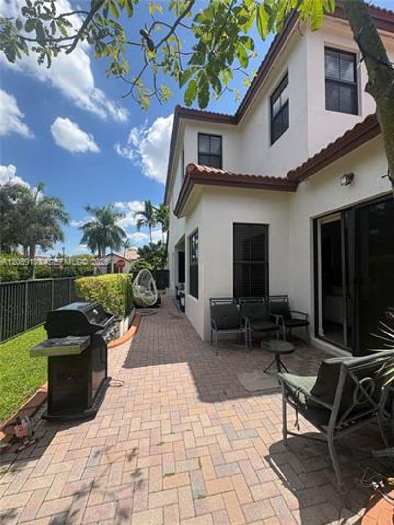 Cooper City Townhome: 8378 NW 39th Ct # 0
