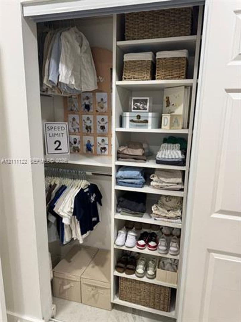 Hollywood Townhome: 5020 Sheridan St th 2