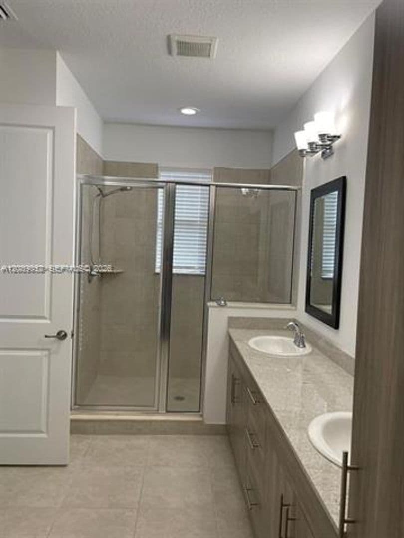 Pembroke Pines Townhome: 20962 NW 1st Dr th 20962