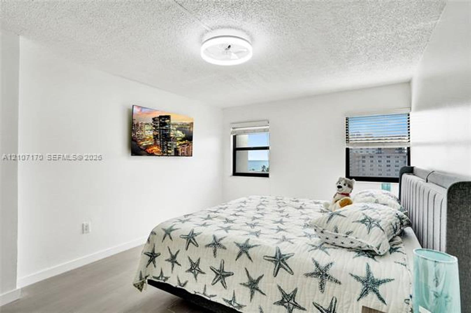 Hollywood Condo: 1201 S Ocean Dr cu-908S