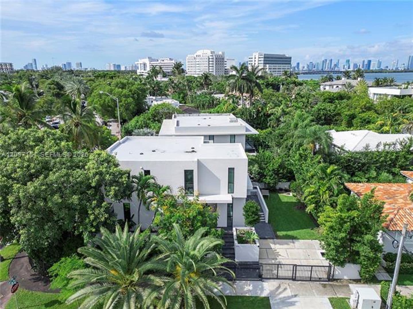 Miami Beach House: 4364 Alton Rd # 4364