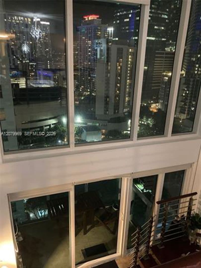 Miami Condo: 41 SE 5th St cu-1311