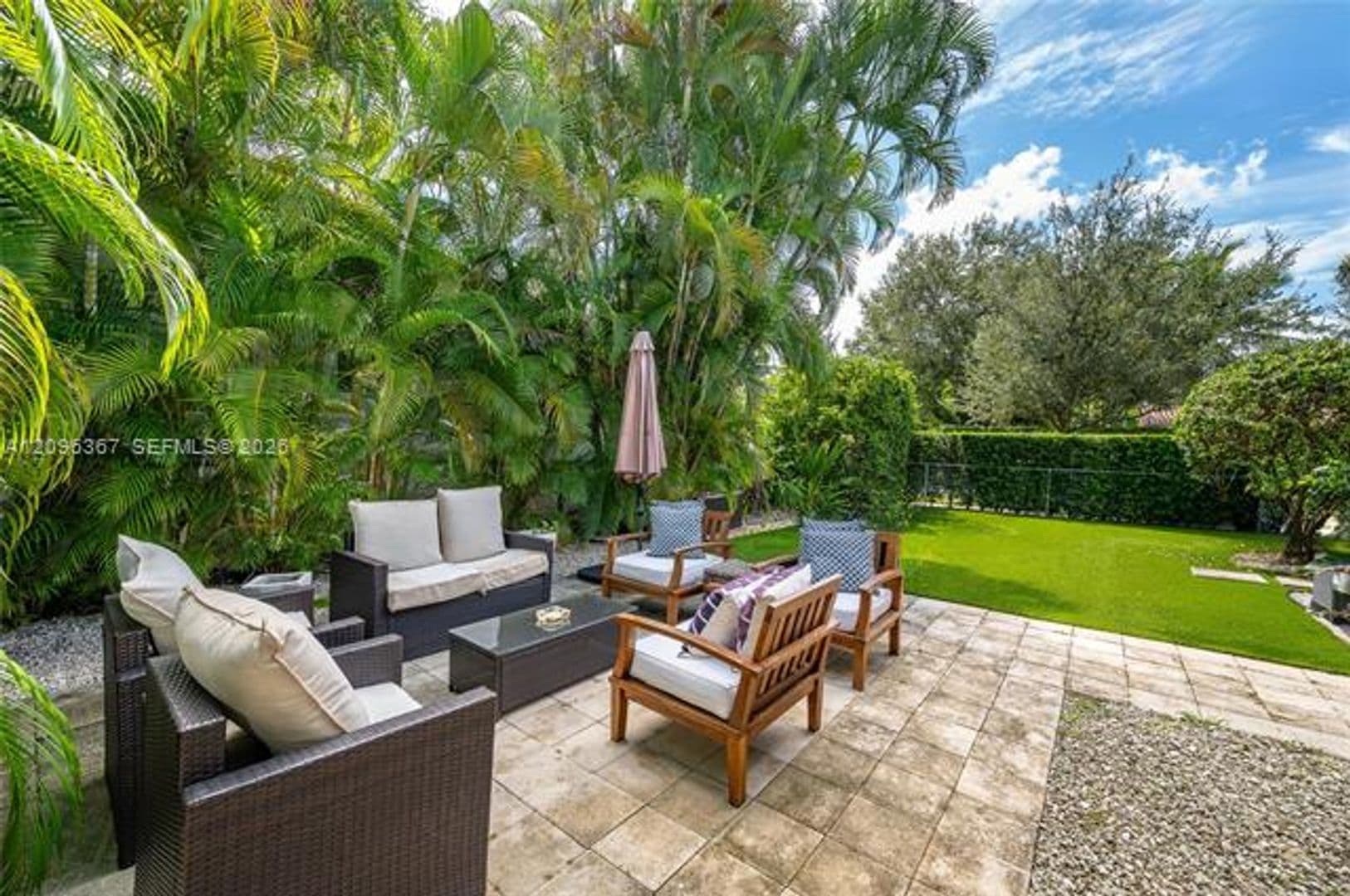 Coral Gables House: 3635 S Le Jeune Rd cu-3635
