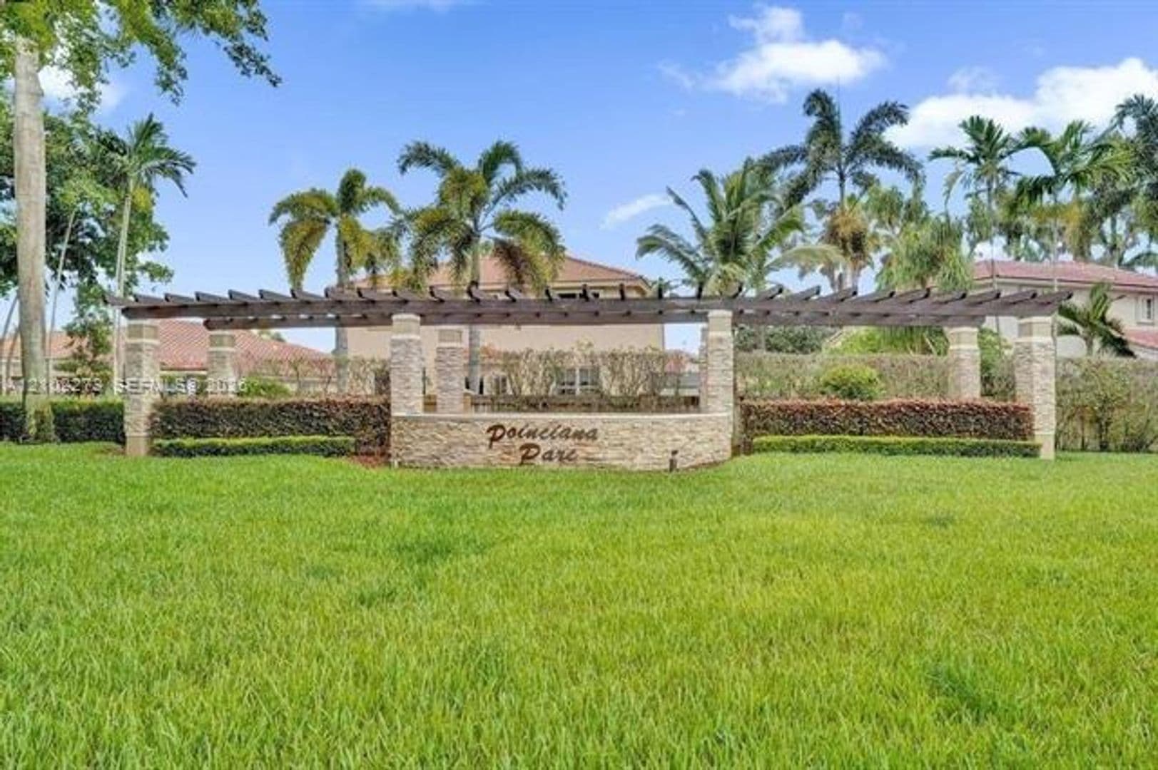 Davie Townhome: 210 Mahogany Ter th 210