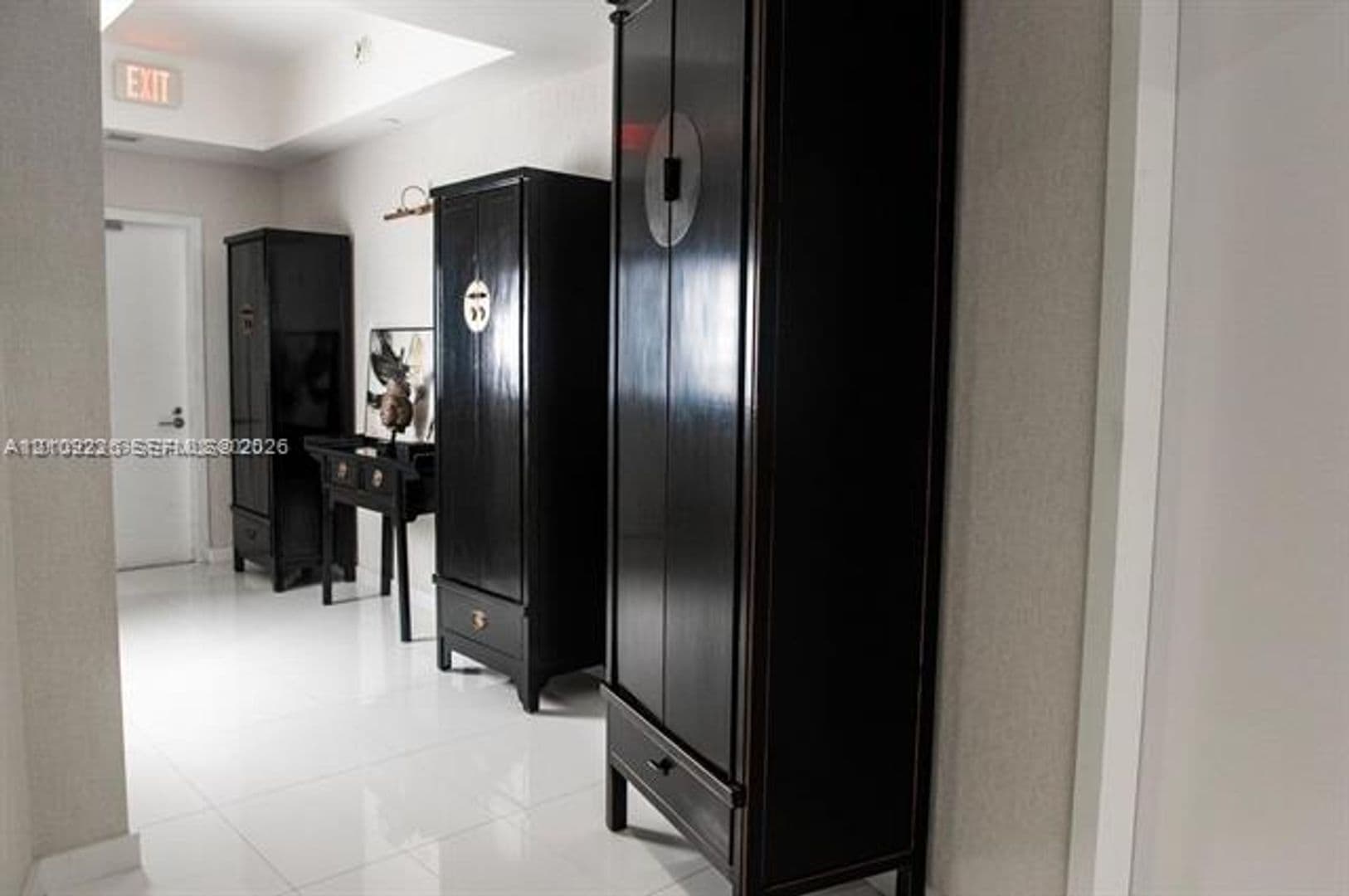 Miami Condo: 851 NE 1st Ave cu-1811