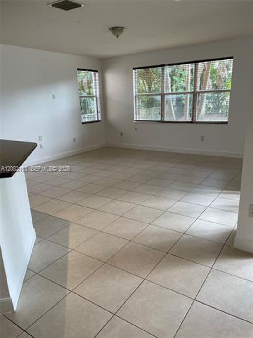 Miramar House: 17404 SW 47th Ct # 17404