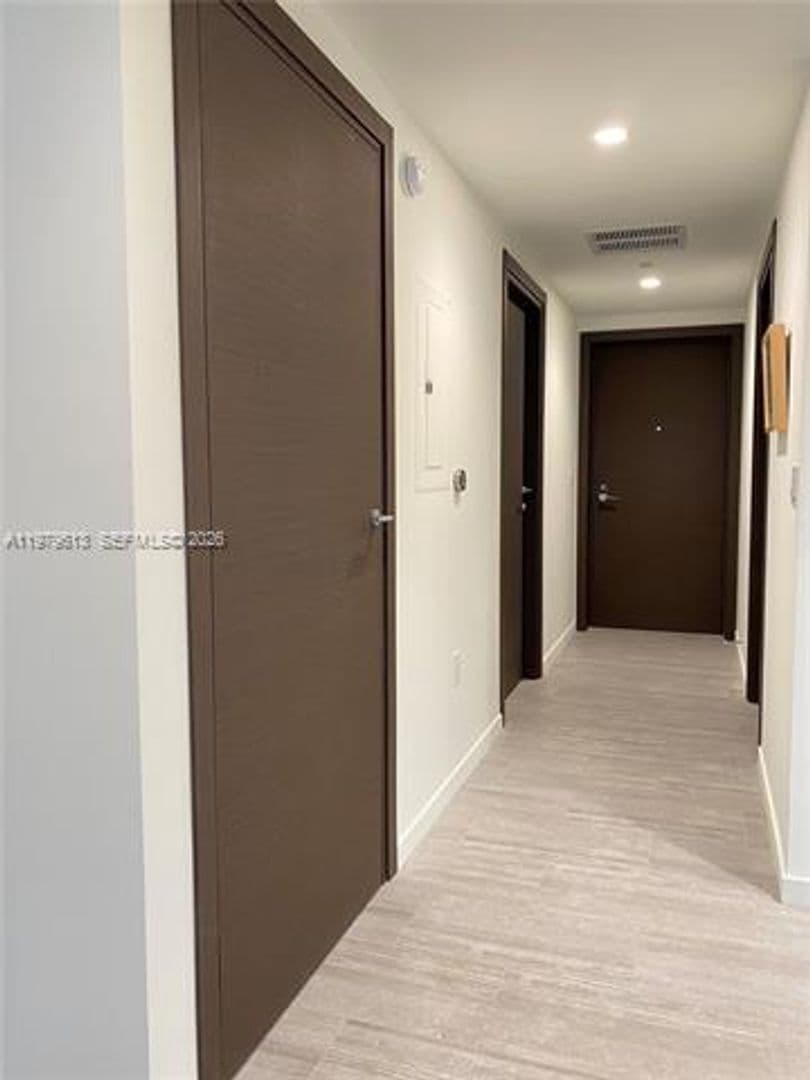 Miami Condo: 1000 Brickell Plaza cu-3807