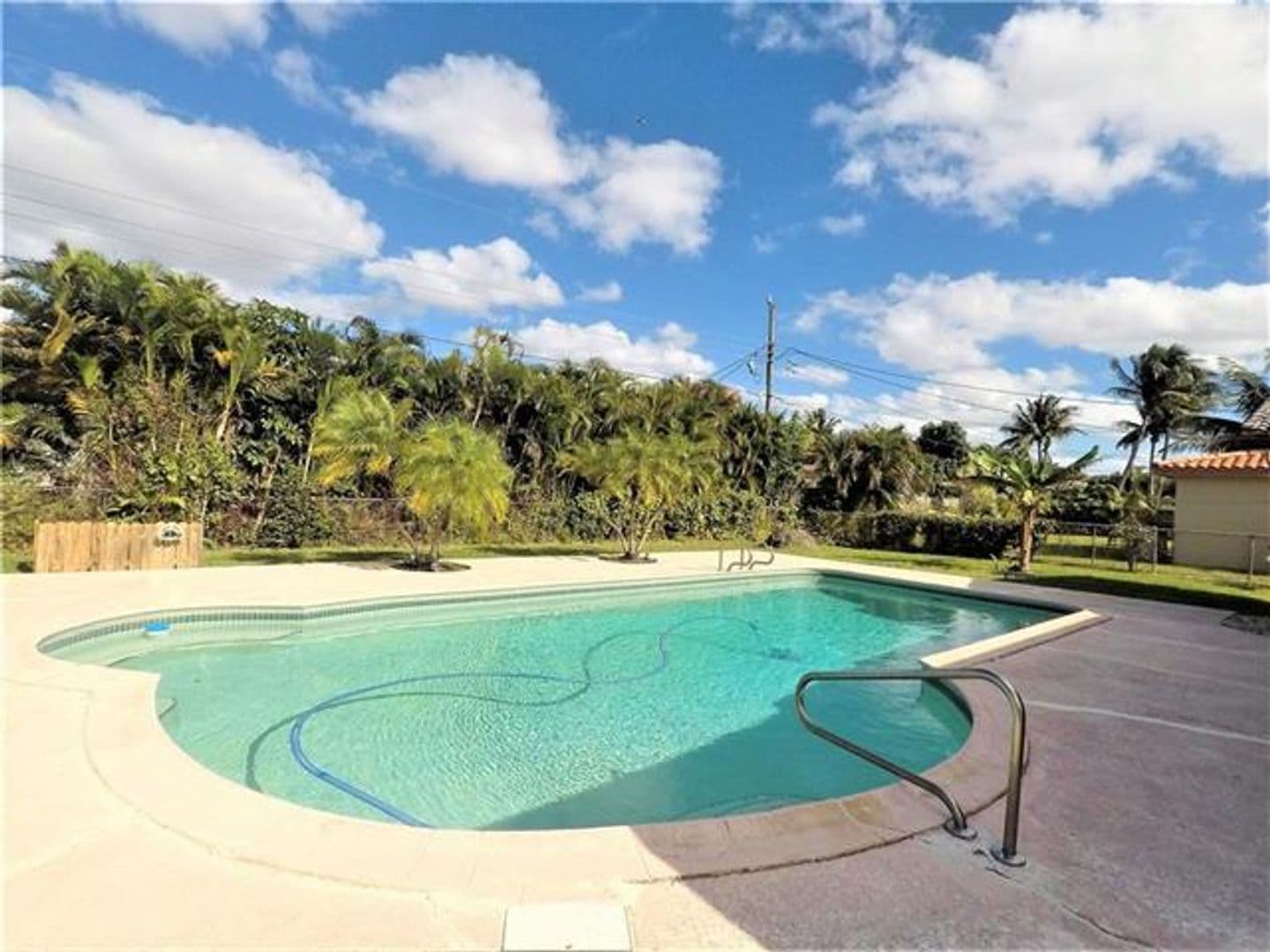 Plantation House: 7221 NW 10th Pl # 7221