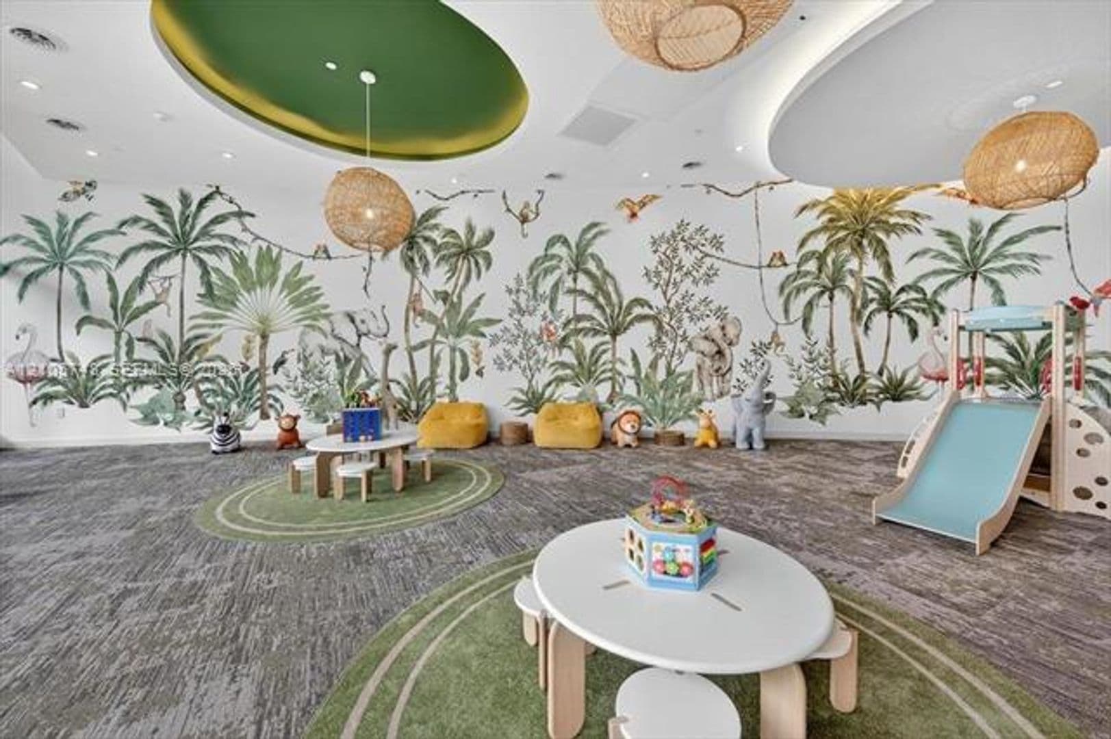 Miami Condo: 725 NE 24 cu-5401