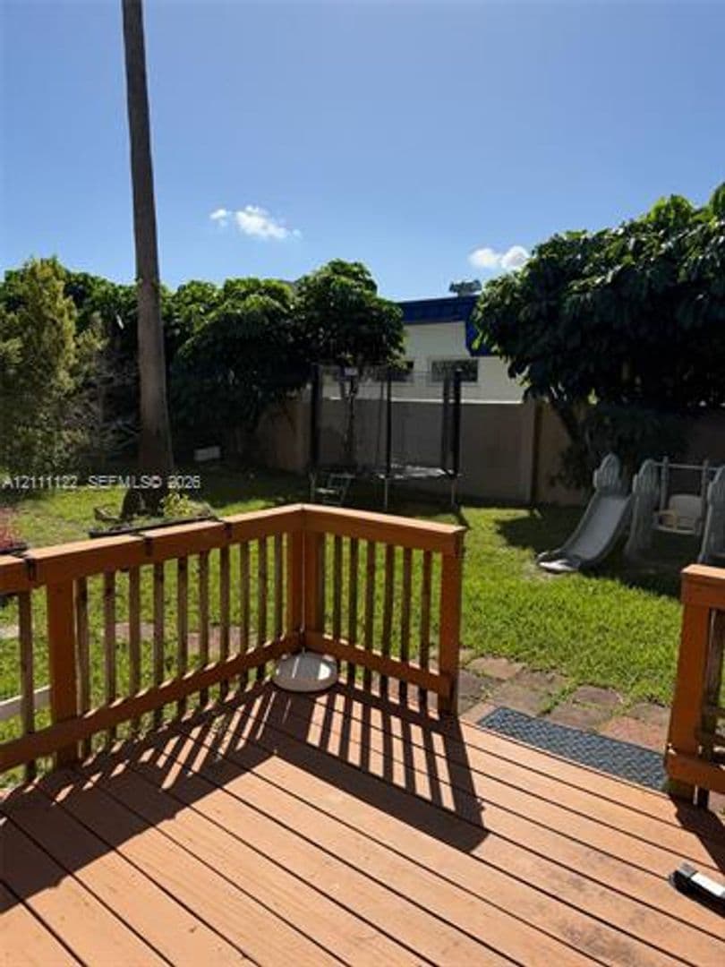 Hollywood Townhome: 5020 Sheridan St th 2