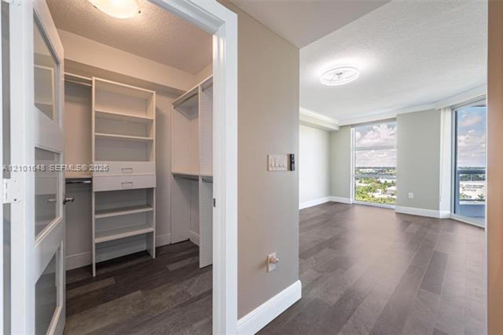 Fort Lauderdale Condo: 401 SW 4th Ave cu-1407