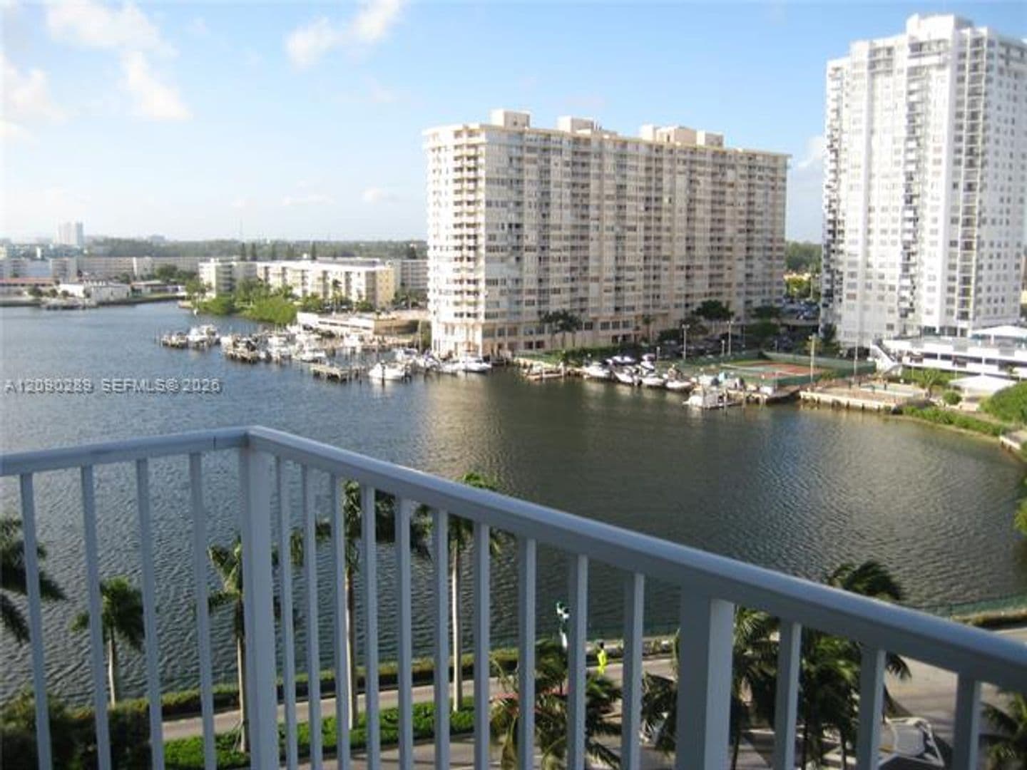 Aventura Condo: 2801 NE 183rd St cu-1401W