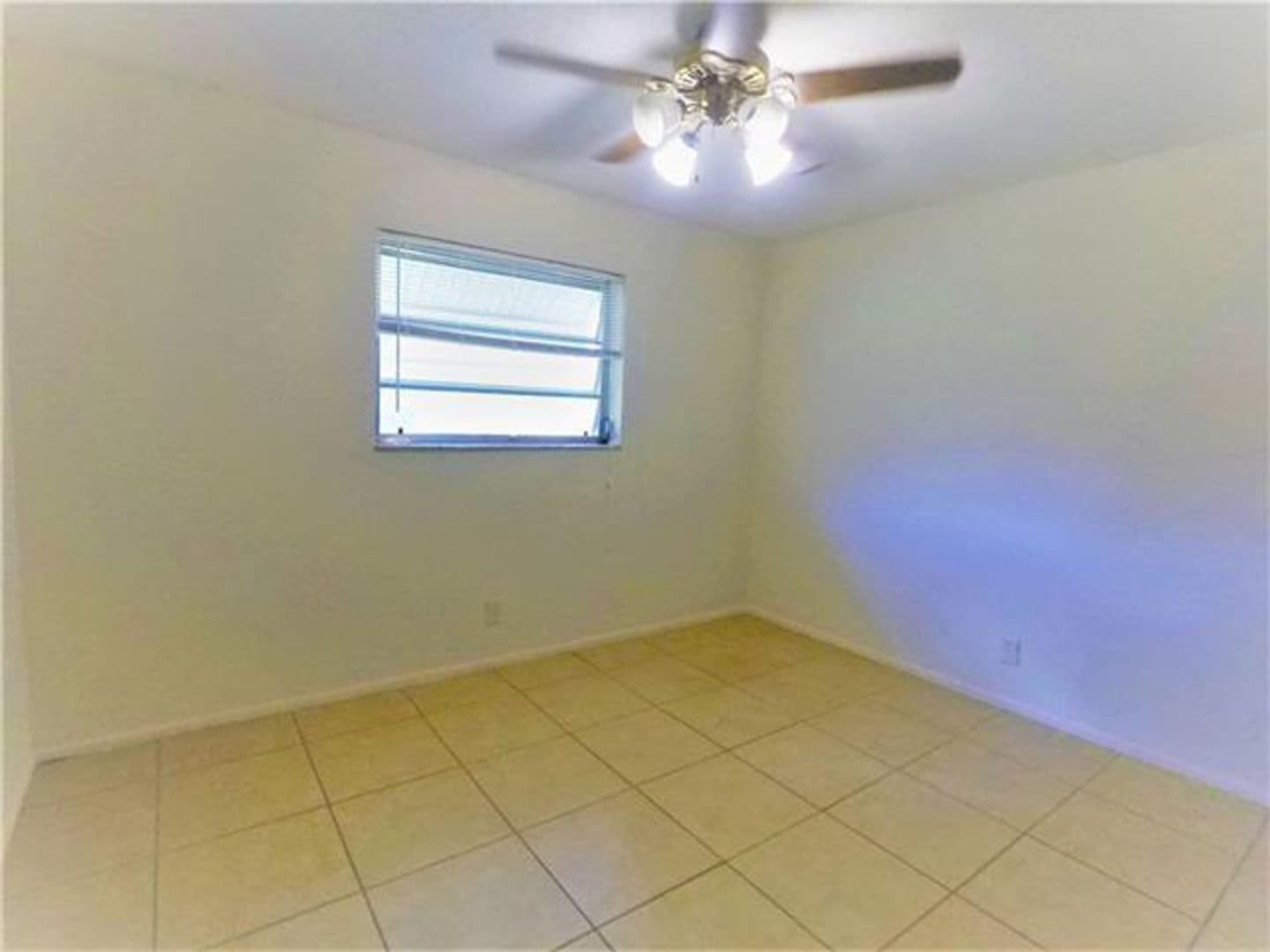 Plantation House: 7221 NW 10th Pl # 7221