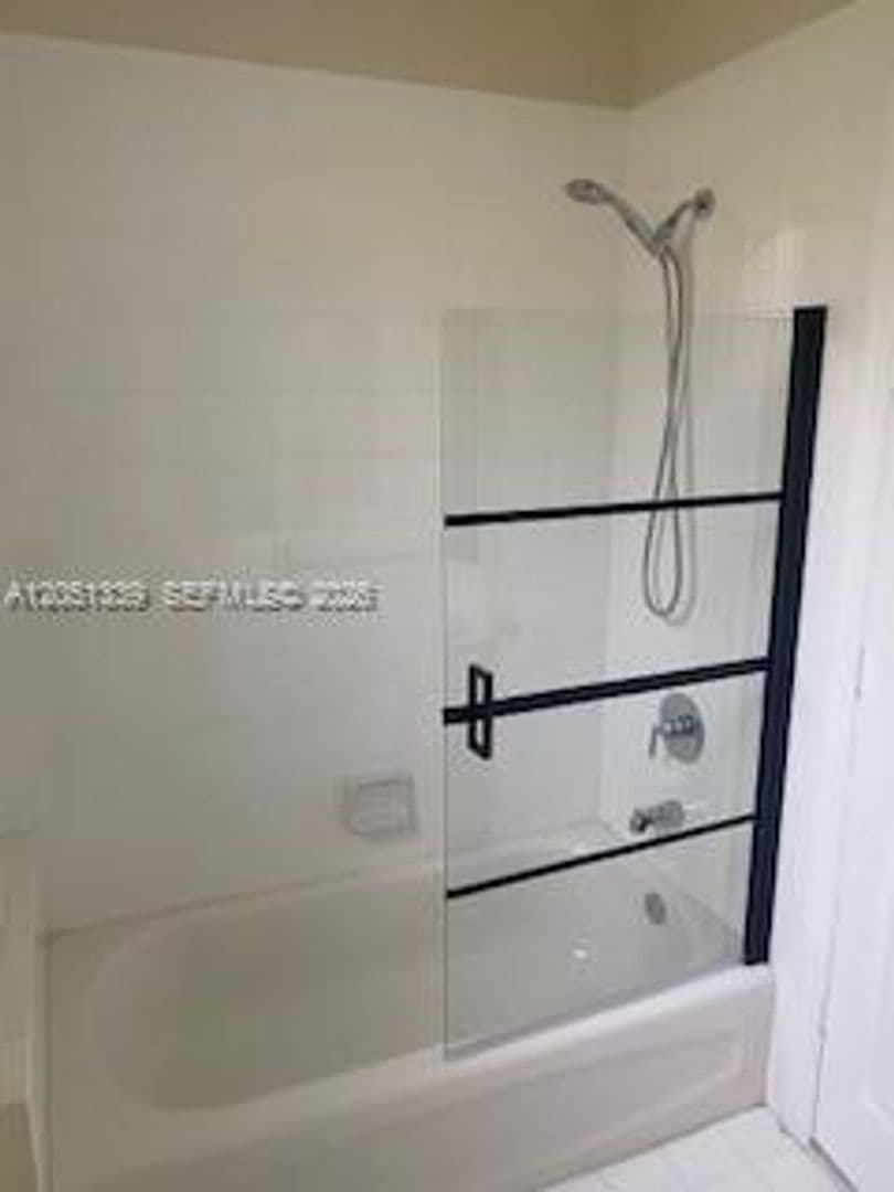 Miramar House: 2101 SW 176 Av # 2101