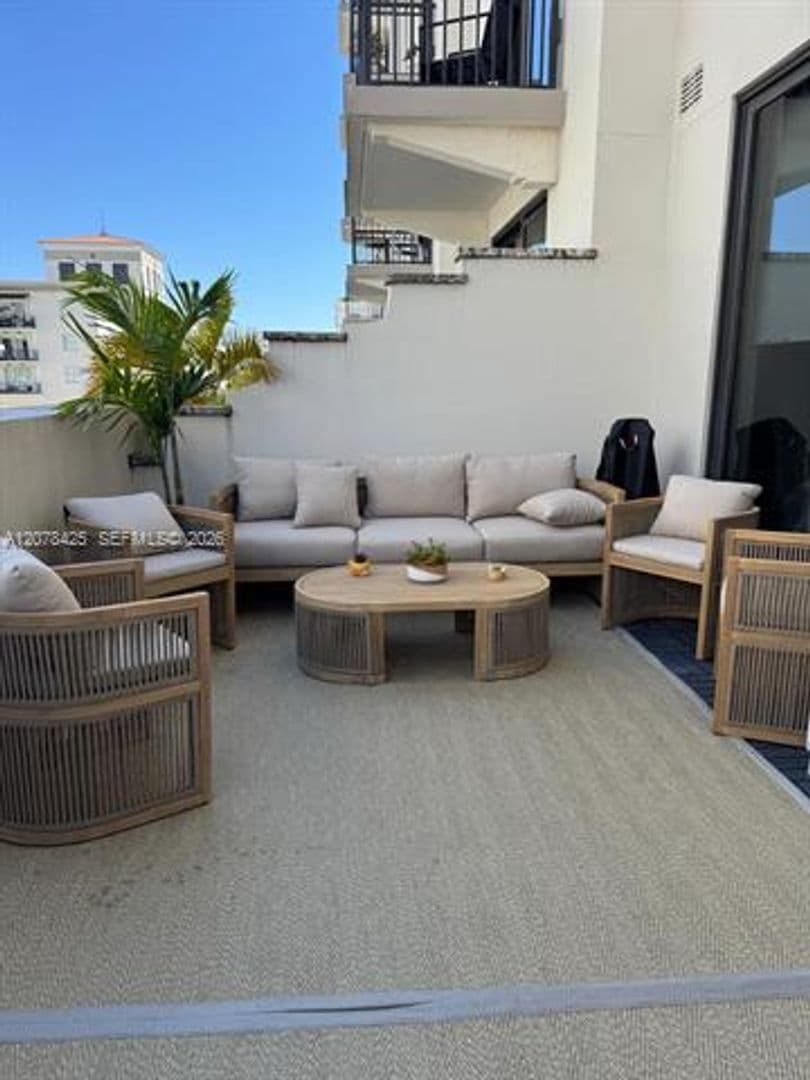 Coral Gables House: 301 Altara Ave cu-403