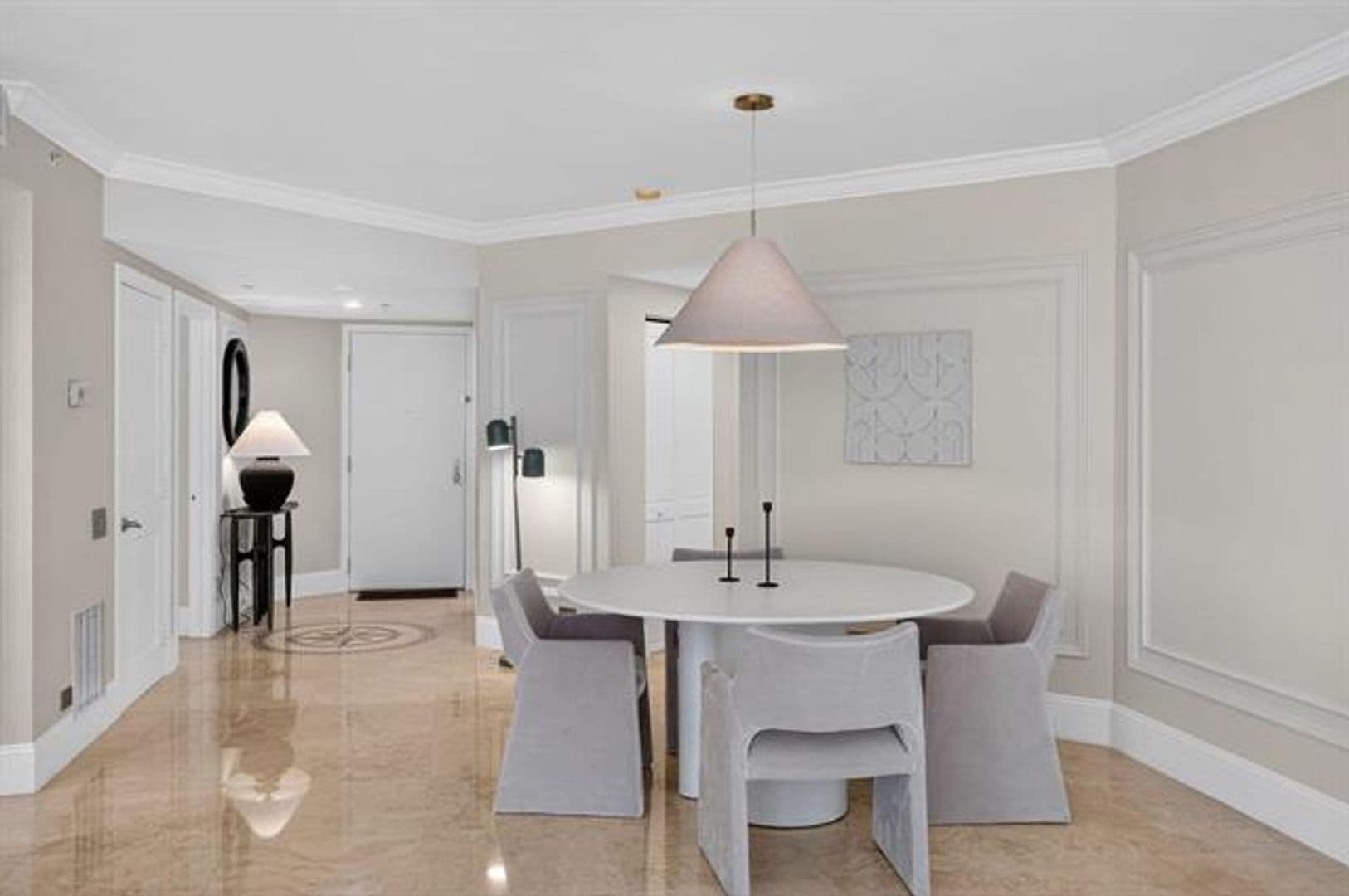 Miami Condo: 701 Brickell Key Blvd cu-1604