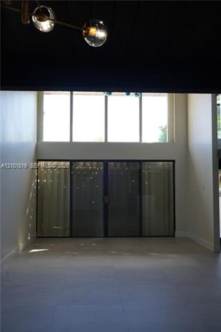 Plantation Townhome: 701 E Coco Plum Cir th 8