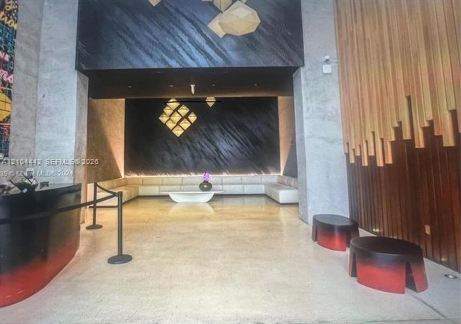 Miami Condo: 151 SE 1 St cu-1002
