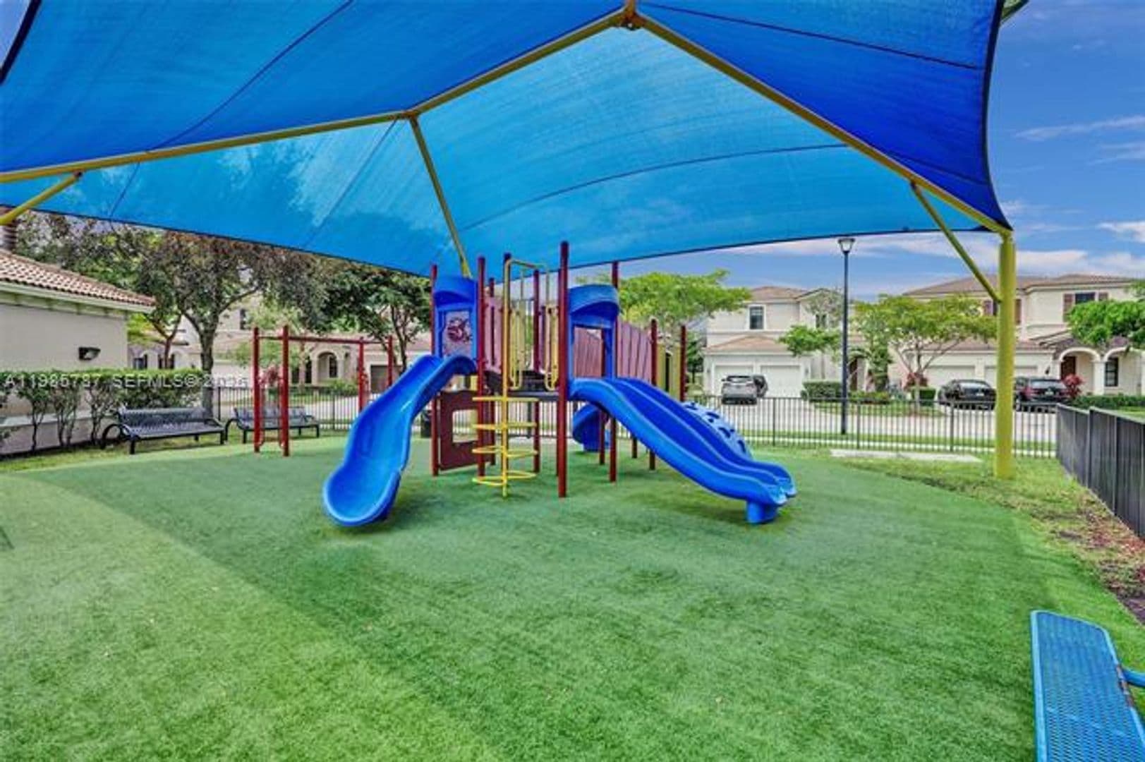 Miami House: 760 NE 193rd Ter # 760