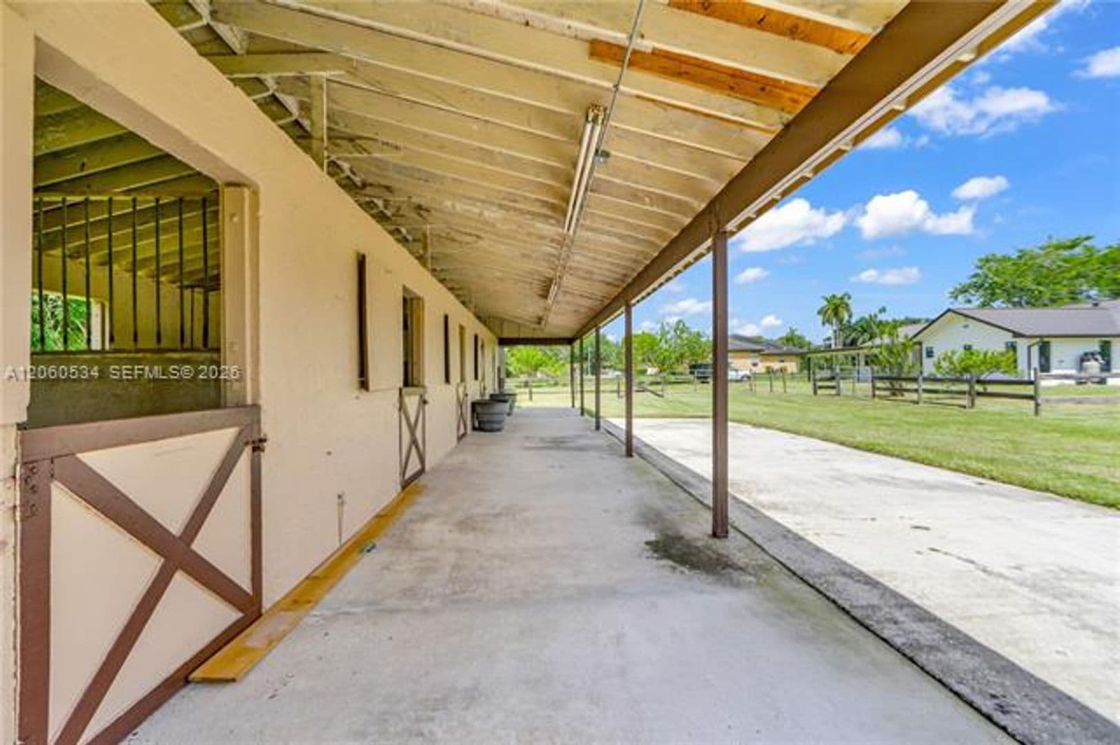 Southwest Ranches House: 17680 SW 54th St # 17680