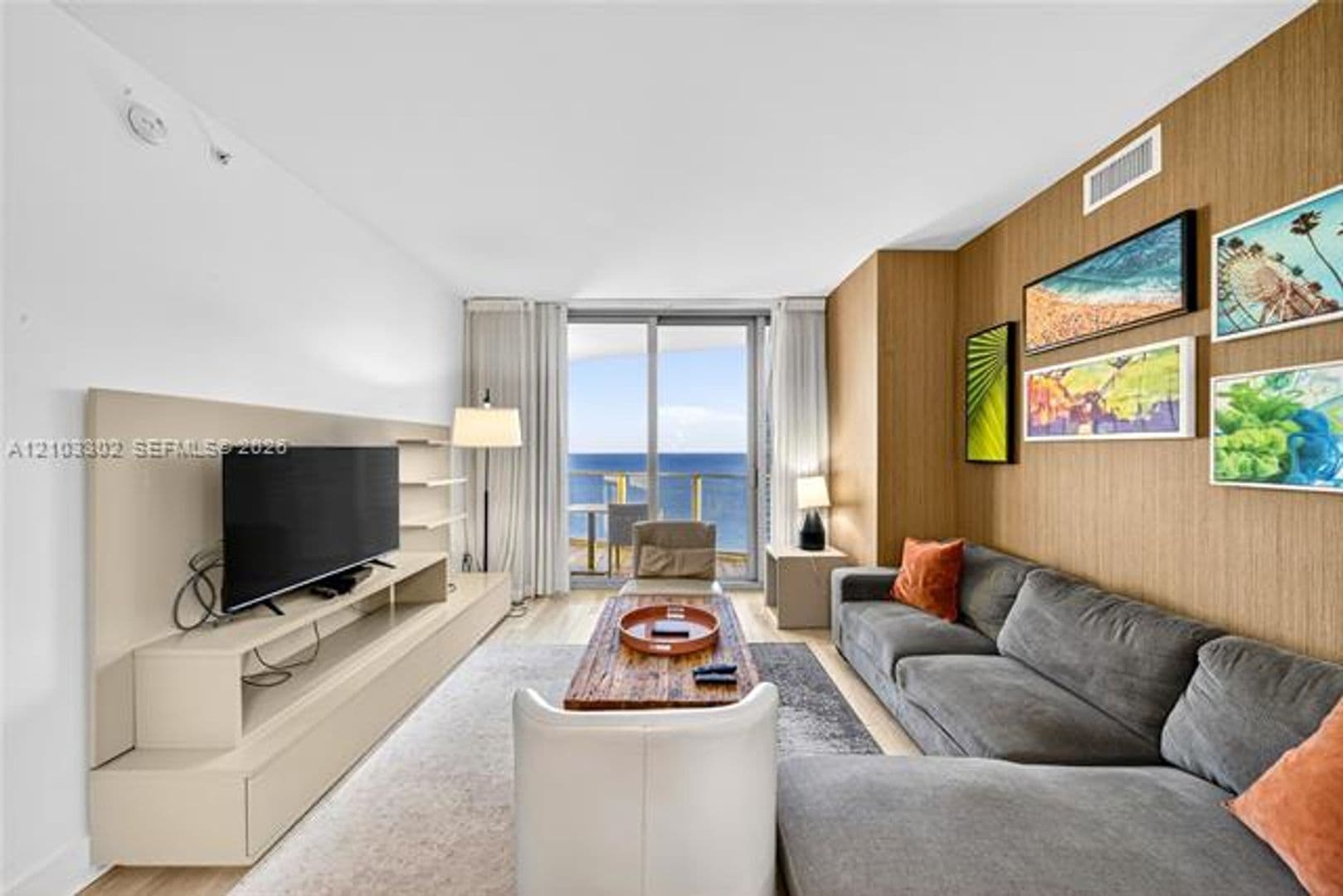 Hollywood Condo: 4111 S Ocean Dr cu-3703