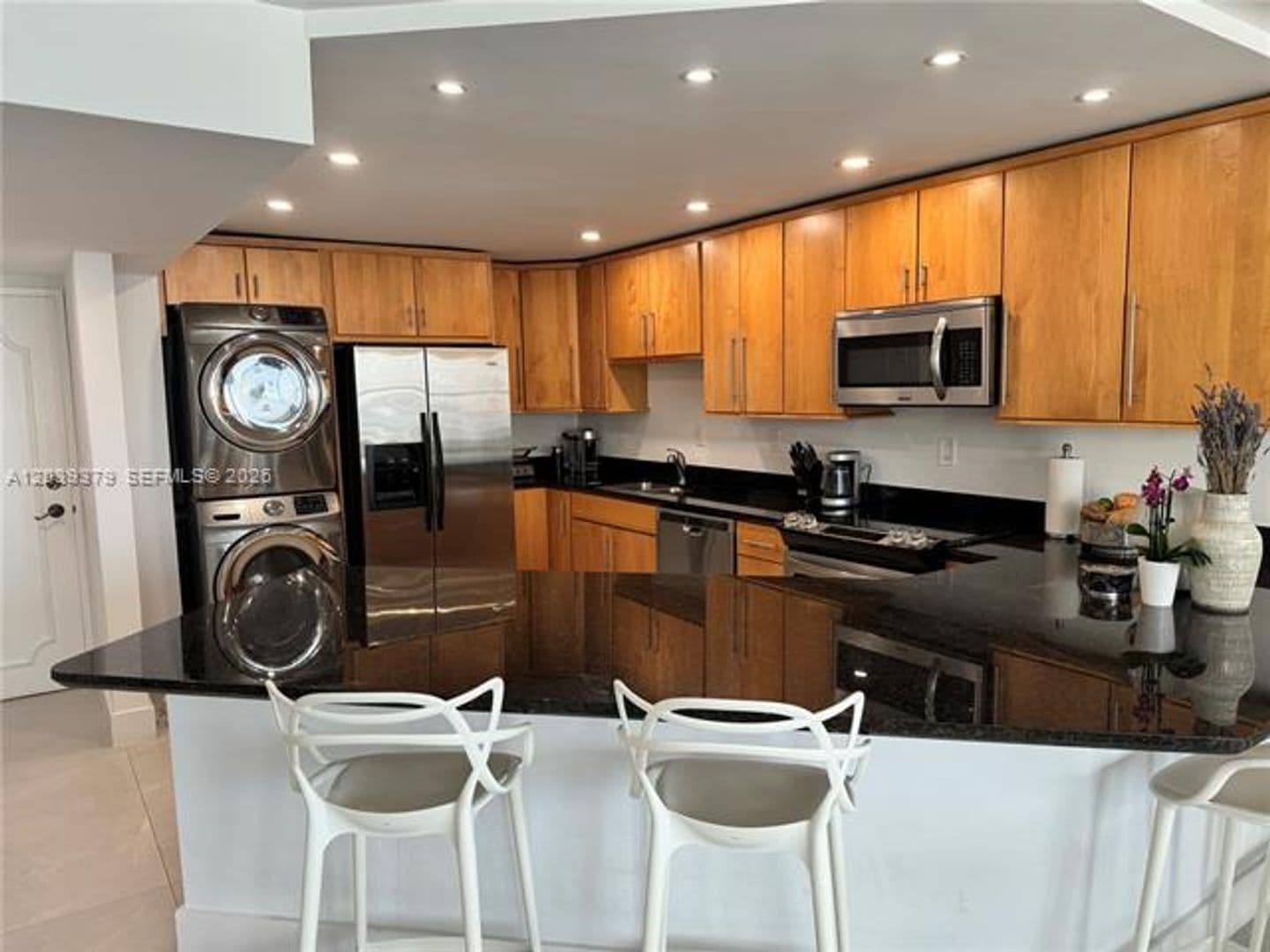 Miami Condo: 1865 Brickell Ave cu-A1411