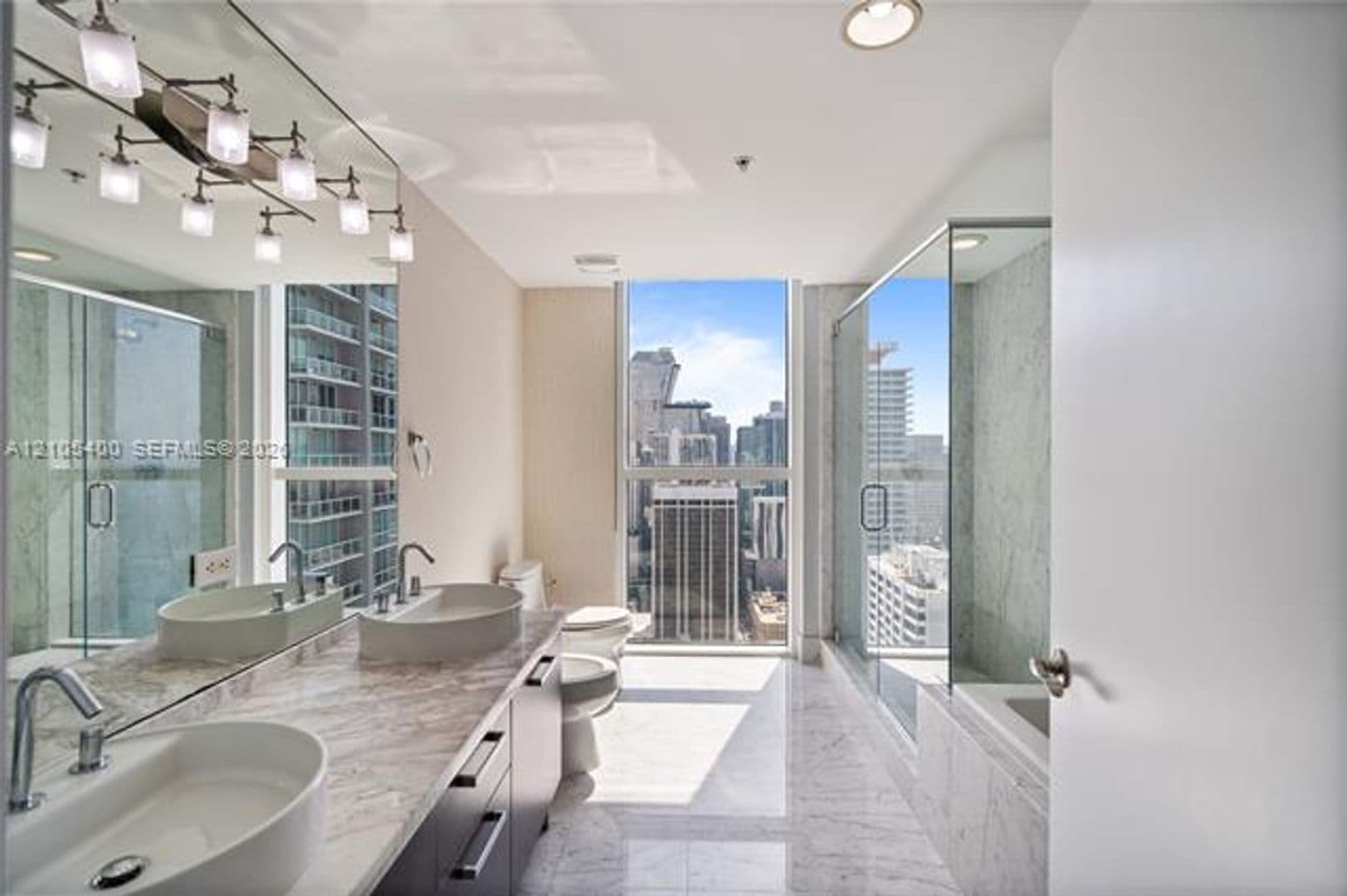 Miami Condo: 244 Biscayne Blvd cu-4308