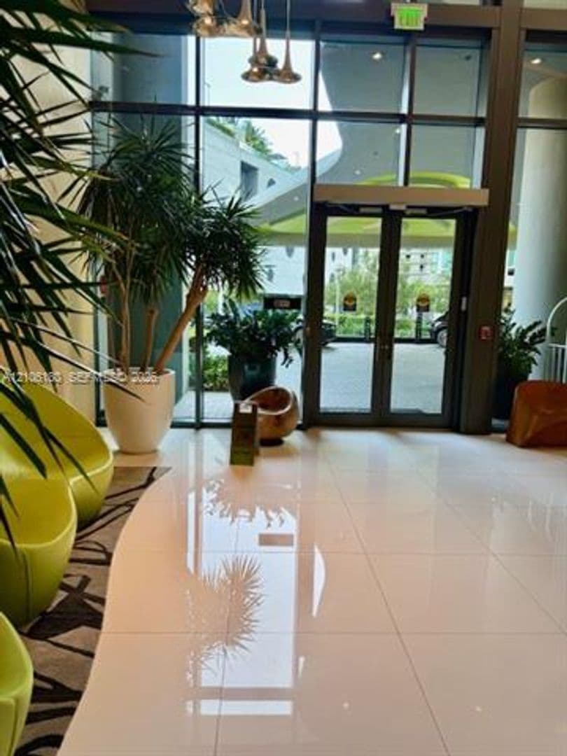 Miami Condo: 501 NE 31st St cu-802
