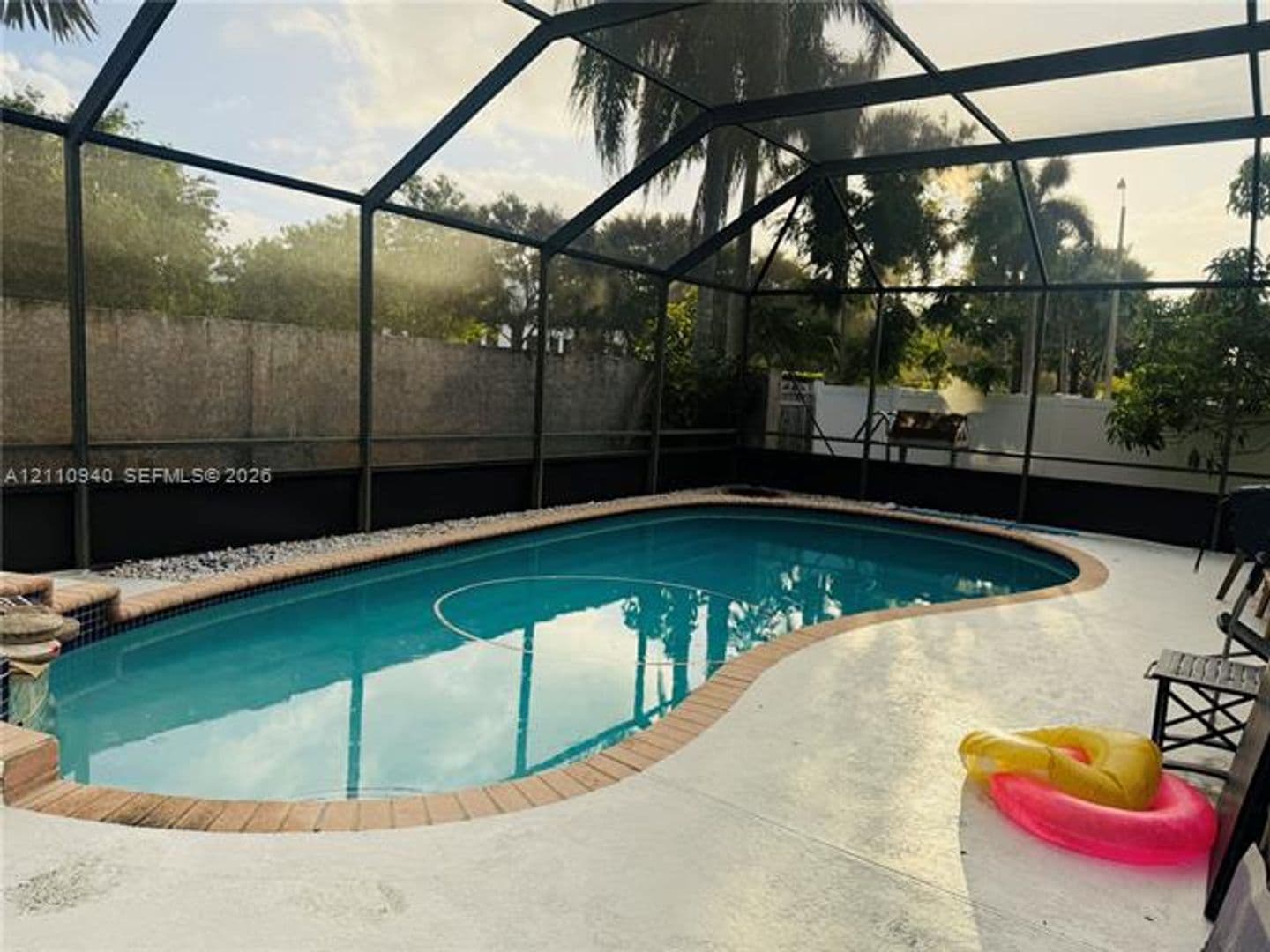 Pembroke Pines House: 18438 NW 9th St # 0
