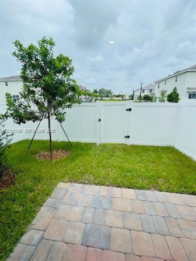 Pembroke Pines Townhome: 164 SW 171st Ln th 164