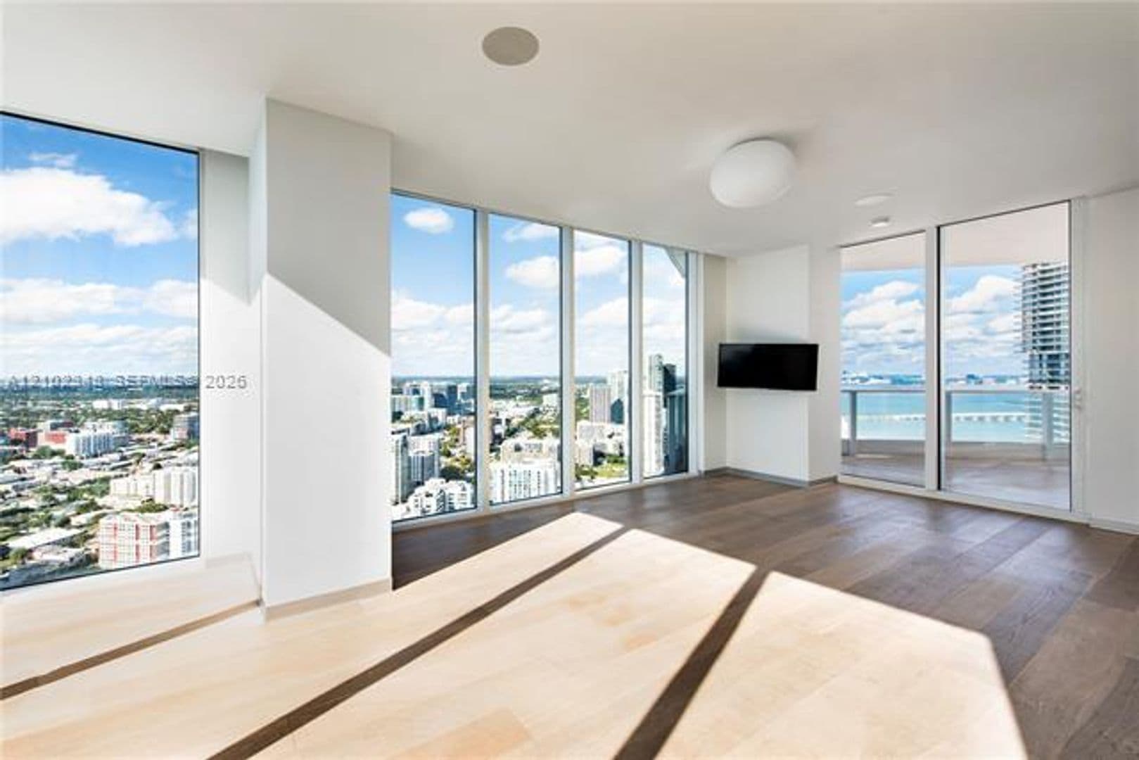 Miami Condo: 2020 N Bayshore Dr cu-4502