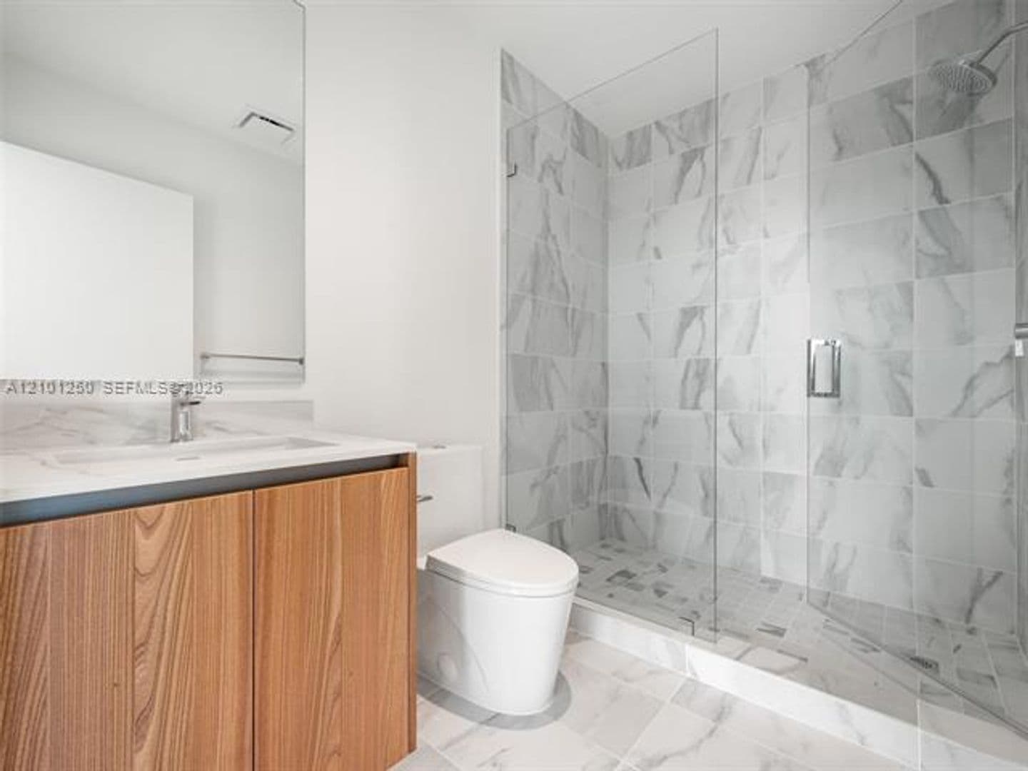 Miami Condo: 1400 Biscayne Blvd cu-701