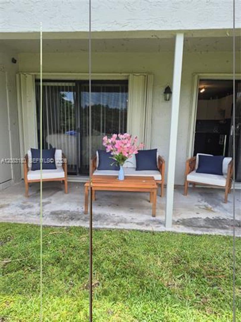 Pembroke Pines Townhome: 1109 NW 107th Ave th 1109