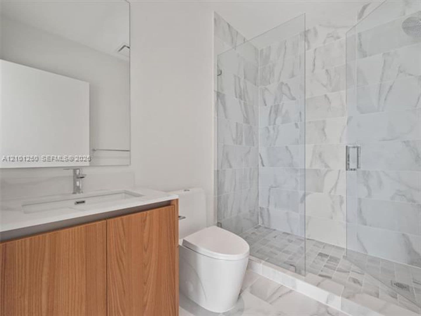 Miami Condo: 1400 Biscayne Blvd cu-701