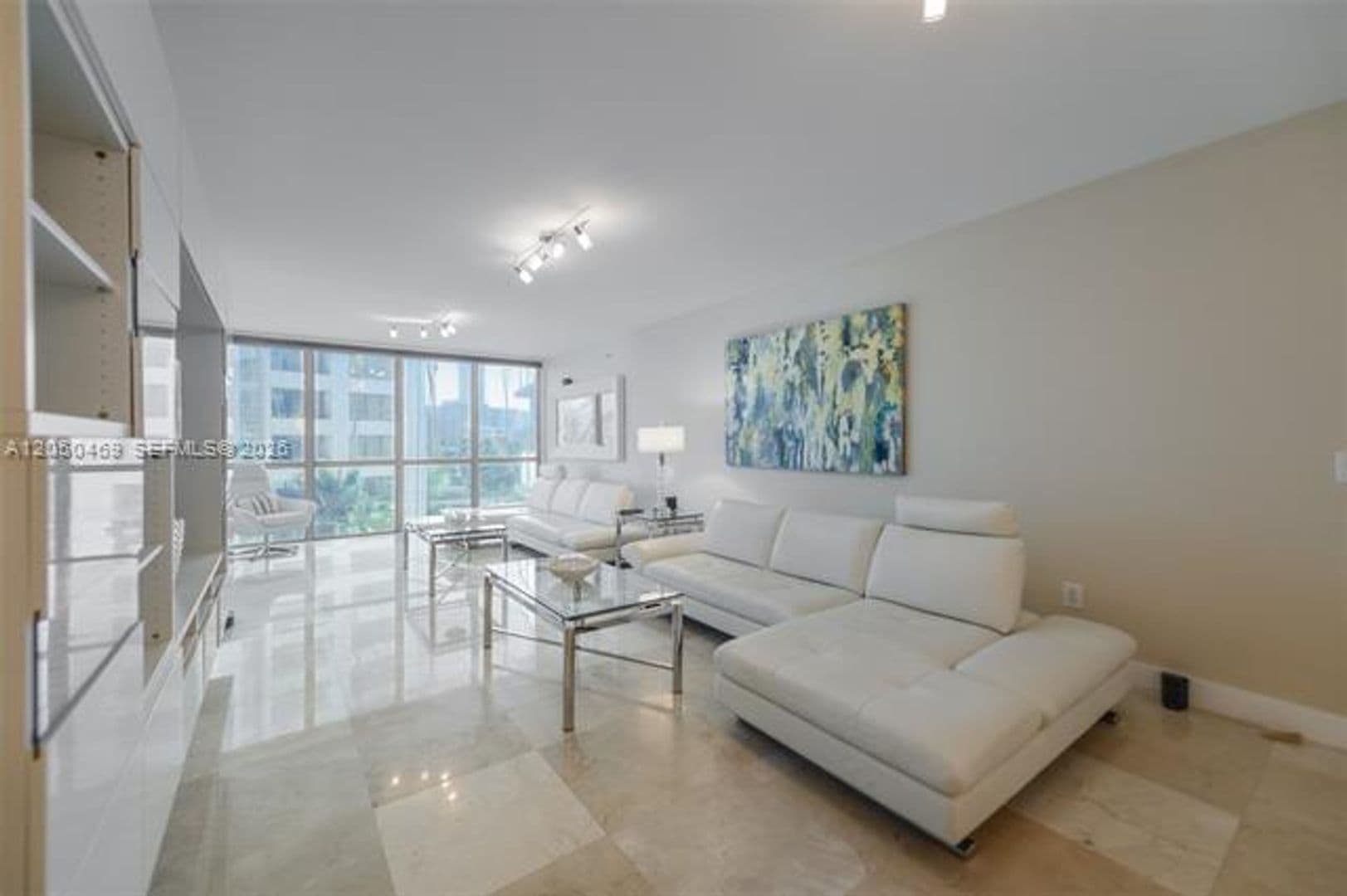 Hollywood Condo: 3101 S Ocean Dr cu-404