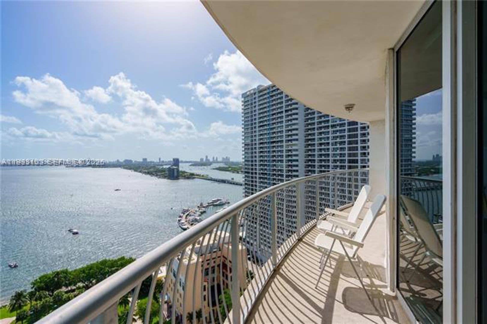 Miami Condo: 1750 N Bayshore Dr cu-2401