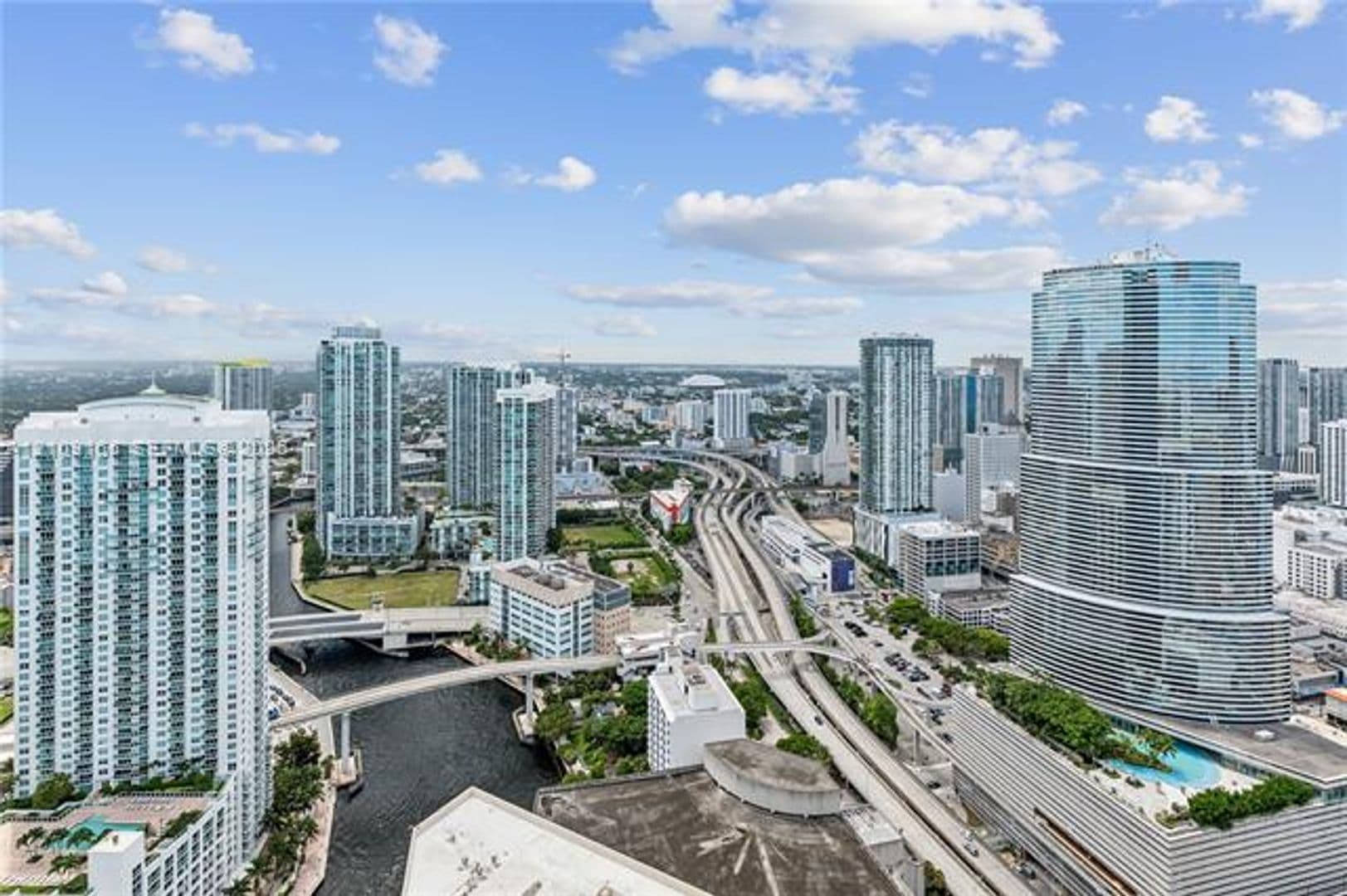 Miami Condo: 200 Biscayne Boulevard Way cu-4912