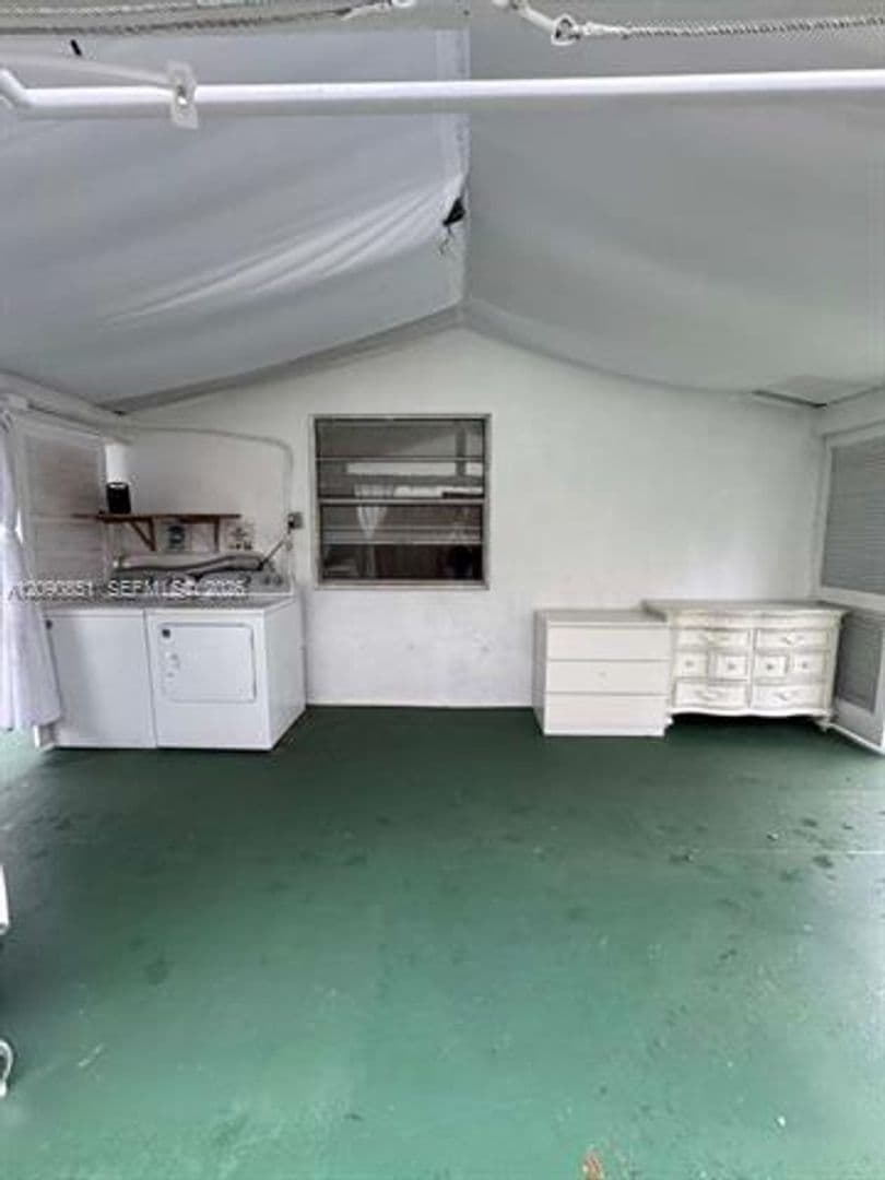 Fort Lauderdale House: 1416 SW 27th St # 1416