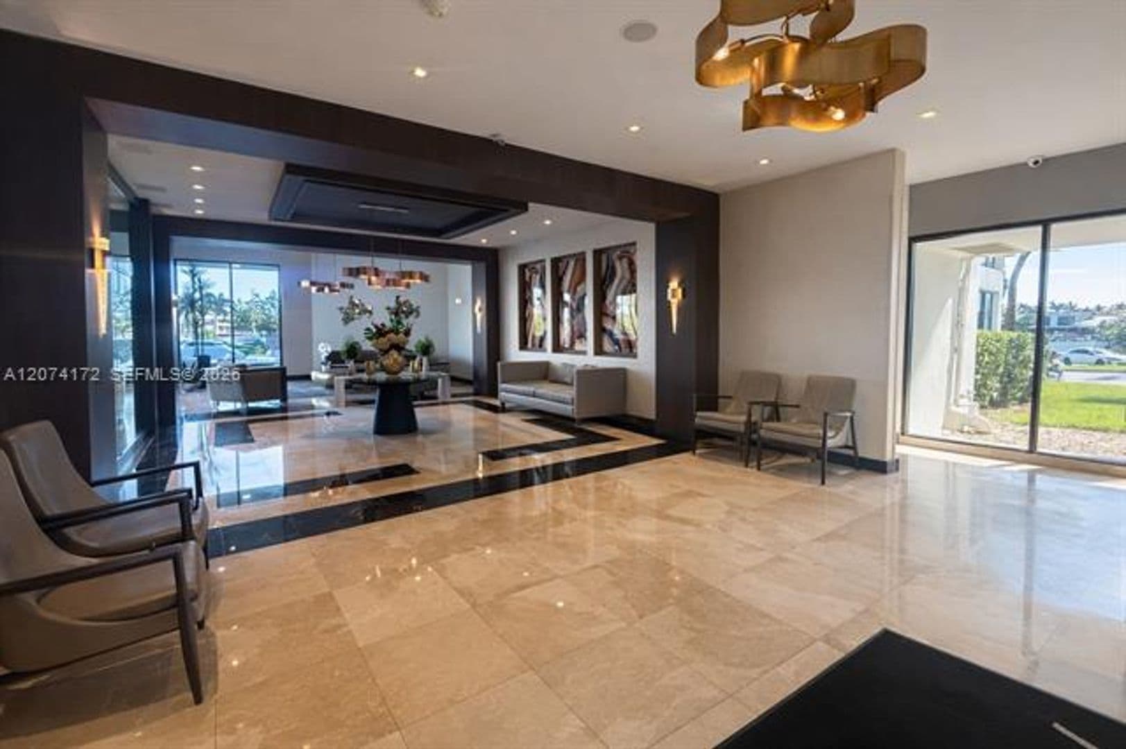 Aventura Condo: 20505 E Country Club Dr cu-1037