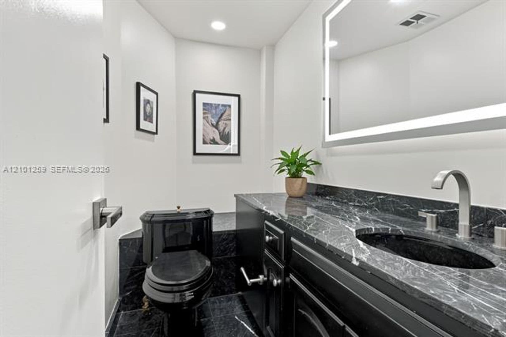 Miami Townhome: 1542 NE Quayside Ter th 1542