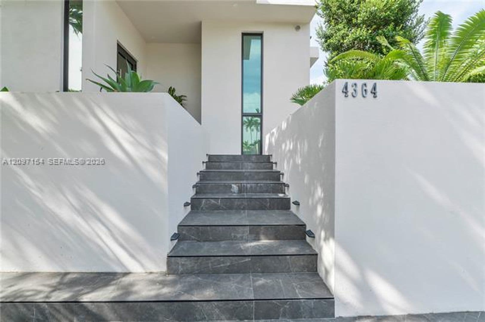 Miami Beach House: 4364 Alton Rd # 4364